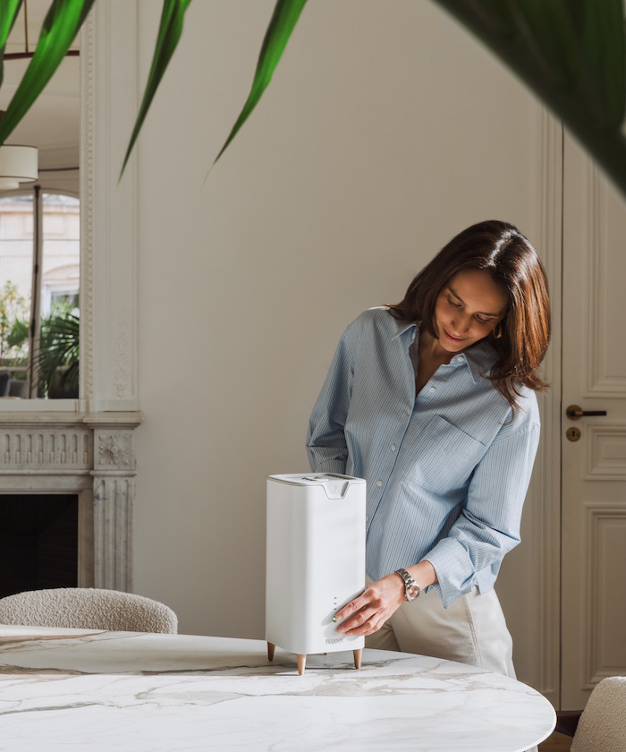 Filterless air purifier TEQOYA E500